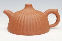 紫砂壶图片：半菊壶 - 美壶网