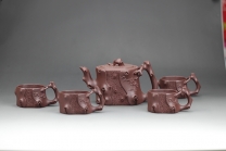 紫砂壶图片：清韵留香套具 黄龙山原矿紫泥 - 美壶网