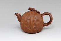 紫砂壶图片：松鼠核桃壶 - 美壶网