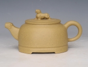 紫砂壶图片：狮方壶 - 美壶网