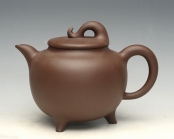 紫砂壶图片：三足曲钮 - 美壶网