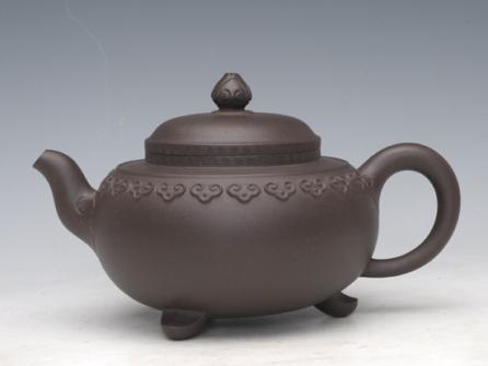 眭龙俊紫砂壶 云肩如意 