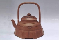 紫砂壶图片：裙花提梁壶 - 美壶网