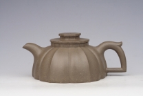 紫砂壶图片：六瓣转轮壶  天清泥 - 美壶网