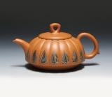 紫砂壶图片：争艳 - 美壶网