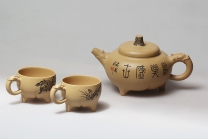 紫砂壶图片：龙鼎套壶 - 美壶网