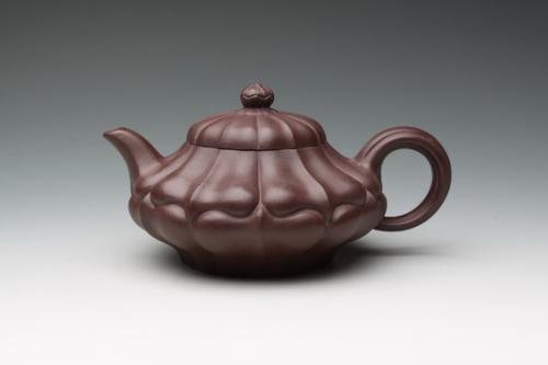 陆洪良紫砂壶 合菱壶 