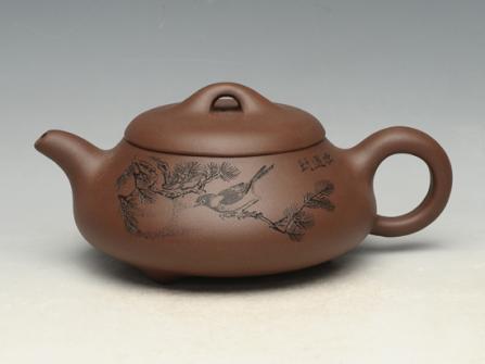 严志军紫砂壶 矮石瓢   泥料：原矿老紫泥  容量：400cc 