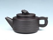 紫砂壶图片：金蟾壶 - 美壶网