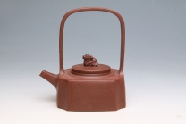 紫砂壶图片：神韵提梁 - 美壶网