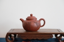 紫砂壶图片：大亨掇球壶（邵家声刻绘） - 美壶网