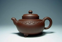 紫砂壶图片：三足云肩如意 - 美壶网