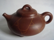 紫砂壶图片：三足冰纹石瓢 - 美壶网