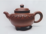 紫砂壶图片：三足云肩如意 - 美壶网