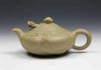 紫砂壶图片：【鱼化龙壶】220cc 本山原矿老段泥 - 美壶网