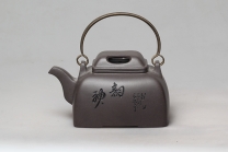 紫砂壶图片：牛盖提梁 - 美壶网