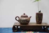 紫砂壶图片：泥绘莲子（张志清泥绘） - 美壶网