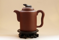 紫砂壶图片：孺子牛 - 美壶网