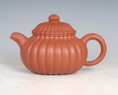 紫砂壶图片：腰圆筋纹菊花壶 - 美壶网