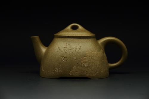 范治平紫砂壶 孤菱壶(怡人刻） 