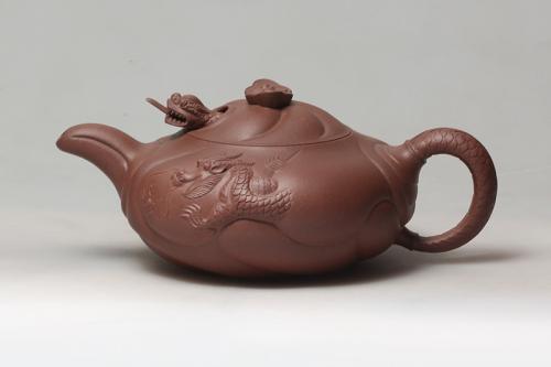 余志平紫砂壶 鱼化龙 
