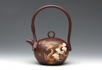 紫砂壶图片：龙凤呈祥提梁 - 美壶网