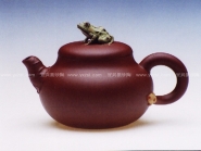 紫砂壶图片：河塘蛙鸣 - 美壶网