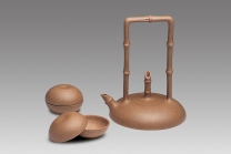 紫砂壶图片：春回大地 - 美壶网