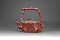 紫砂壶图片：清韵留香提梁壶（黄龙山原矿红皮龙） - 美壶网
