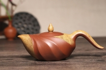 紫砂壶图片：雨打芭蕉 - 美壶网