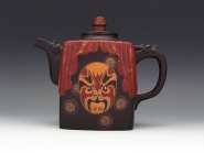 紫砂壶图片：绞泥戏曲人生 - 美壶网