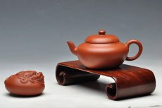 紫砂壶图片：明式小品 摹古之风 小巧别致 全手明韵 老朱泥 - 美壶网