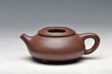 紫砂壶图片：可爱好玩的实用小品 小牛盖 - 美壶网