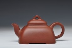 紫砂壶图片：全手工拍打成型 难度极高 精工大气 大觚棱 泥料温润 - 美壶网