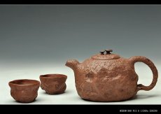 紫砂壶图片：谢多莲最新作品 薄胎 全手大龚春套壶 - 美壶网