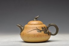 紫砂壶图片：原创作品 七彩葫芦 心意新意 孙伟强张新亚合作 孕育福禄 - 美壶网