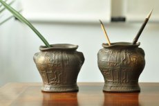 紫砂壶图片：全手玩砂之宝鼎 古朴典雅 - 美壶网