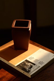 紫砂壶图片：张秋平全手制花盆 陆逸舟精心装饰 四方开光花盆 - 美壶网