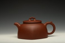 紫砂壶图片：做工精致 寓方于圆  全手六方井栏 - 美壶网