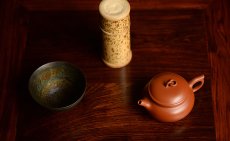 紫砂壶图片：功夫茶之朱泥小壶 灵秀之作  筑云 - 美壶网