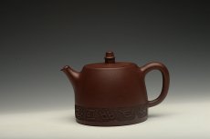 紫砂壶图片：经典作品 精品多细品 全手汉铎 张听刚啄砂装饰 - 美壶网