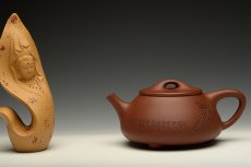 紫砂壶图片：优质青水泥 传统实用 文气装饰 中石瓢 - 美壶网