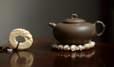 紫砂壶图片：实力派潘丹初 优质青段 国画入壶 秀雅文气 全手原创福竹o(∩_∩)o  - 美壶网