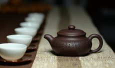 紫砂壶图片：稳重大气 高温老紫泥 大仿古 沁园春 雪 - 美壶网