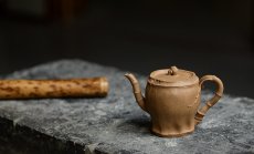 紫砂壶图片：林秀明原创作品 全手清逸 灵秀之作 古朴自然 - 美壶网