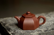 紫砂壶图片：陈进全手工近作 六方禅钟 线条流畅 块面过渡自然 - 美壶网