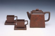 紫砂壶图片：绞泥方韵五件套 - 美壶网