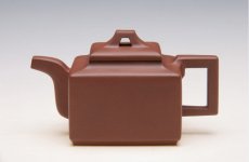 紫砂壶图片：全手工亚明四方 - 美壶网