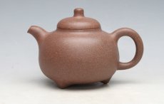 紫砂壶图片：三足乳鼎 - 美壶网