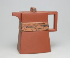 紫砂壶图片：刀布壶——印象絞坭方壶系列之二 - 美壶网